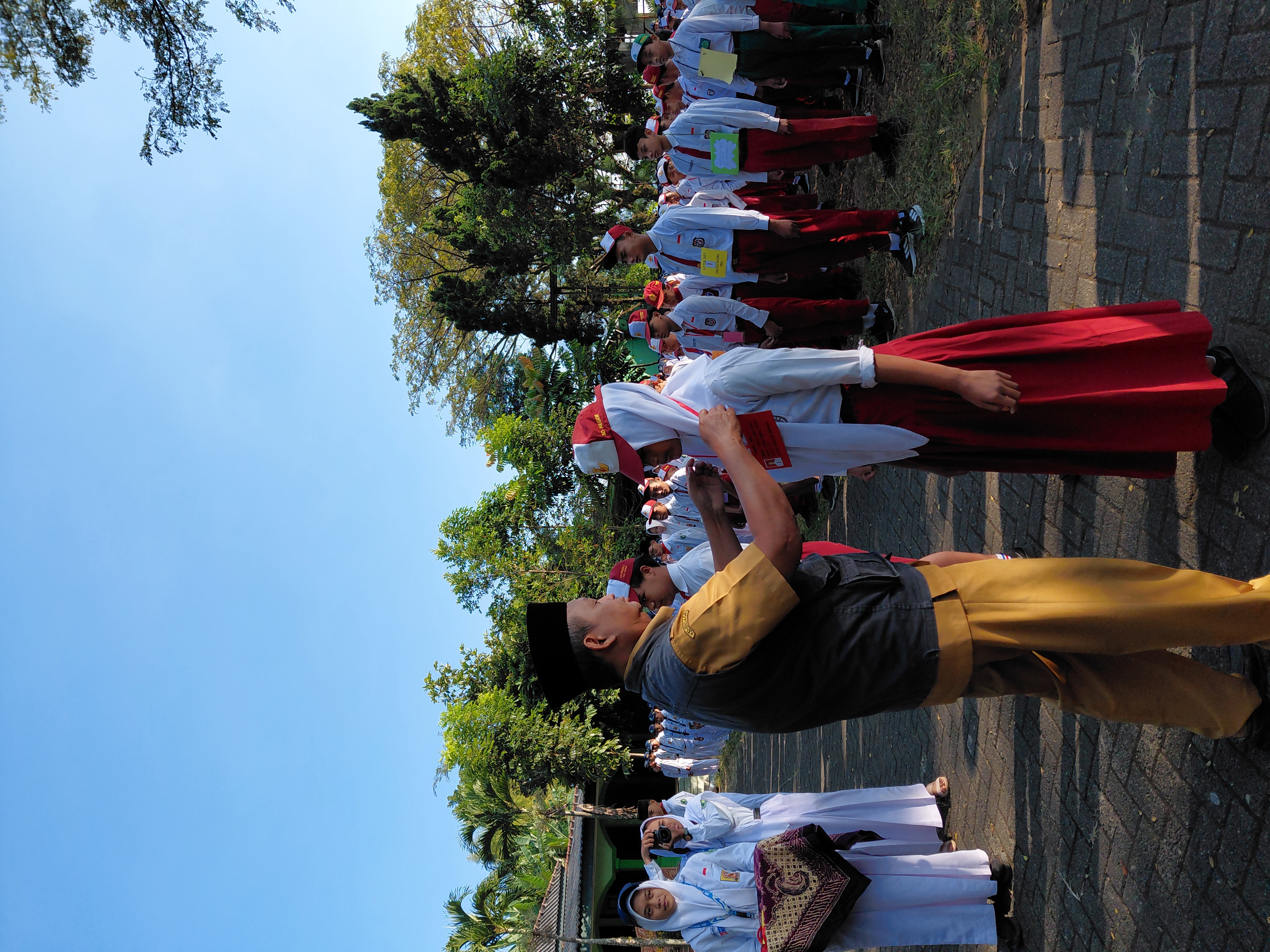 Tentang Kami